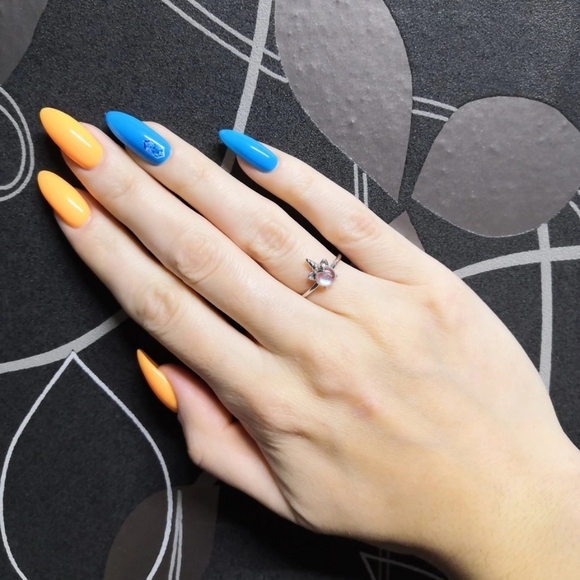 SOLD ON M3RCARI - Picture 8 of 8